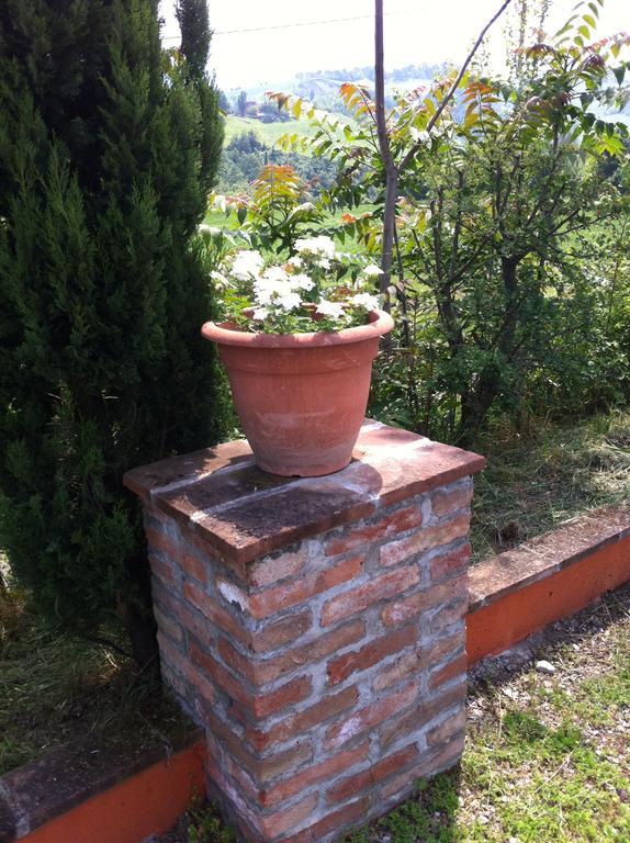 Agriturismo Ca Lunati Hotell Castelletto Mendosio Exteriör bild