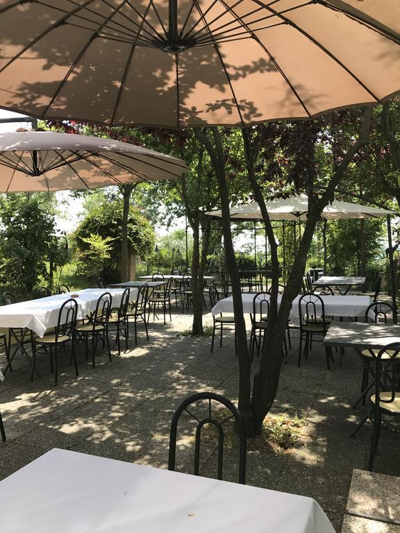 Agriturismo Ca Lunati Hotell Castelletto Mendosio Exteriör bild